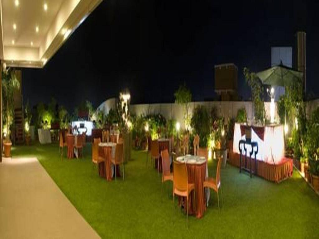 Hotel The Platinum, Boutique Business
